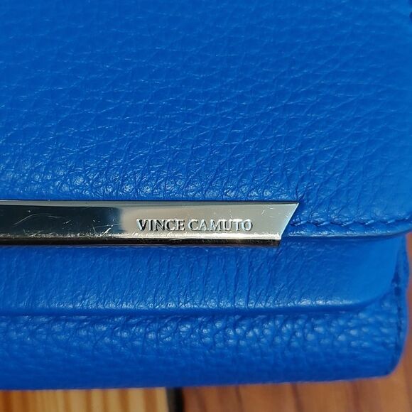 Vince Camuto Anika Crossbody Bag in Dazzling Blue Pebbled Leather - Picture 2 of 12